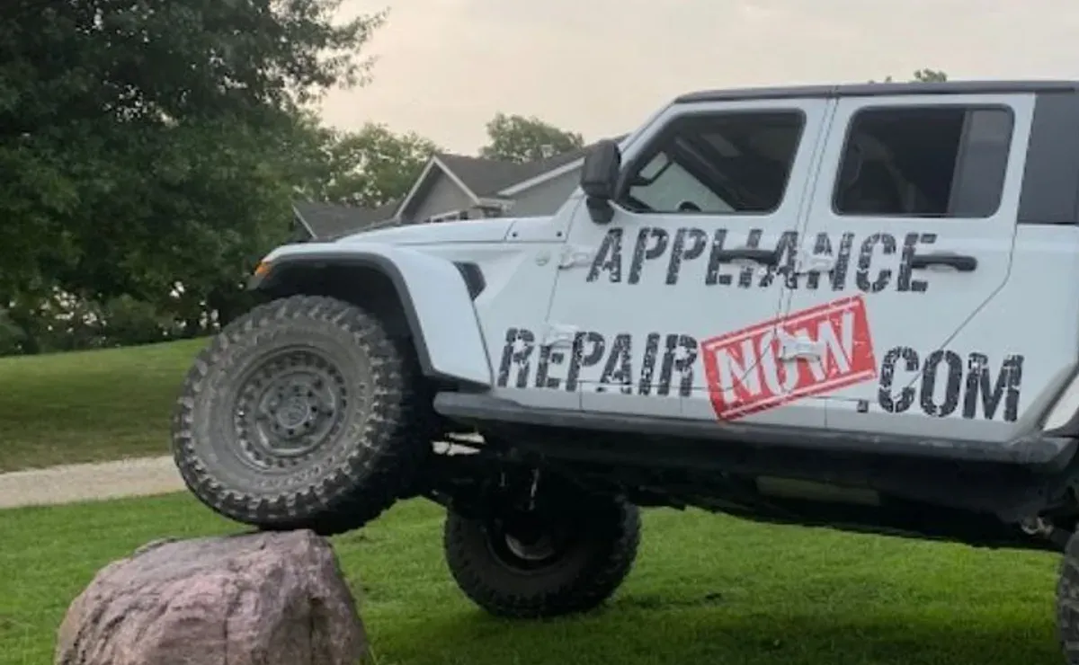 Appliance Repair Now service truck